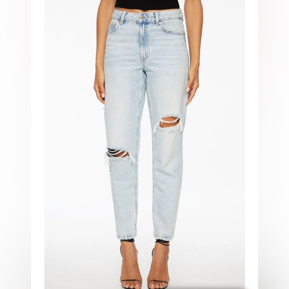 👖New with Tags - Dynamite Claudia Mom Jeans Size 27